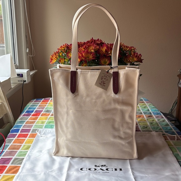 ☕️🍩☕️ THE COACH COFFEE SHOP TOTE ☕️🍩☕️ NWT ☕️🍩☕️ - Picture 11 of 16